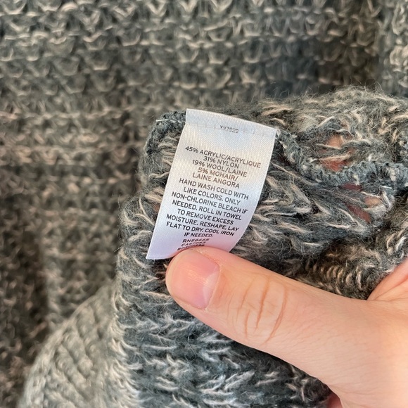 Sun & Shadow Green Mixed Stitch Women’s Small Green Crew Neck Pull Over Sweater - Picture 6 of 10